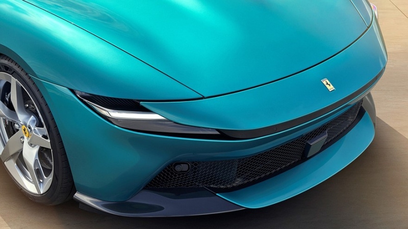 Ferrari Amalfi пришёл на смену модели Roma: тот же профиль, но с массой новых деталей