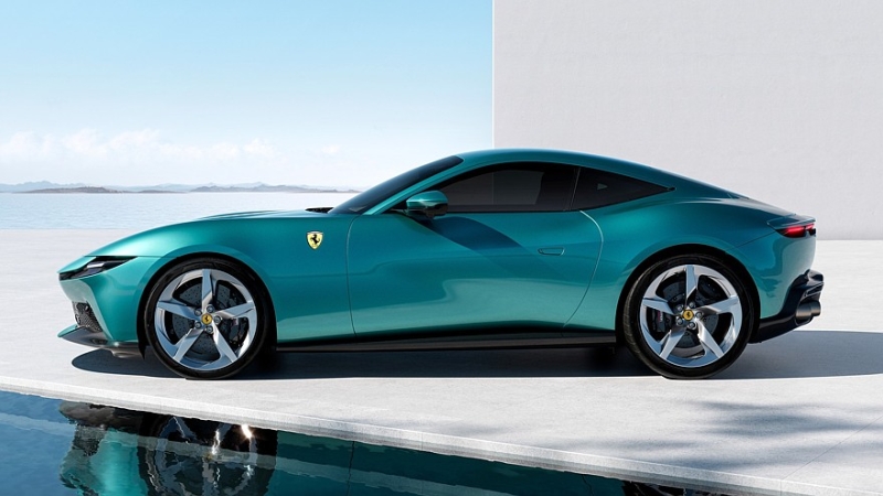 Ferrari Amalfi пришёл на смену модели Roma: тот же профиль, но с массой новых деталей