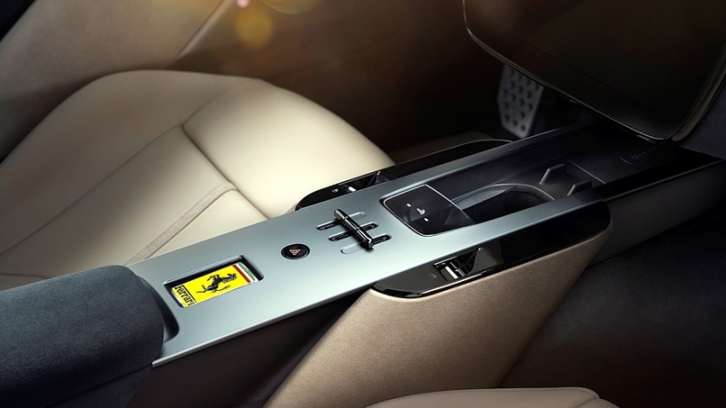 Ferrari Amalfi пришёл на смену модели Roma: тот же профиль, но с массой новых деталей