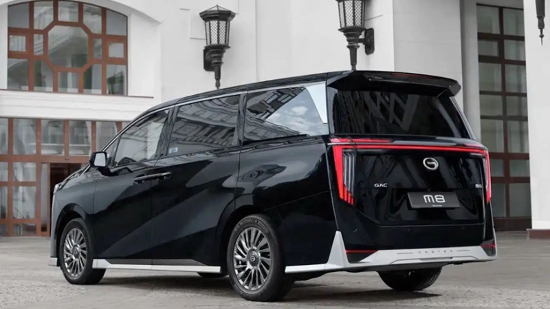 GAC привёз в РФ минивэн M8 Lounge: «офис на колёсах» с роскошным четырёхместным салоном