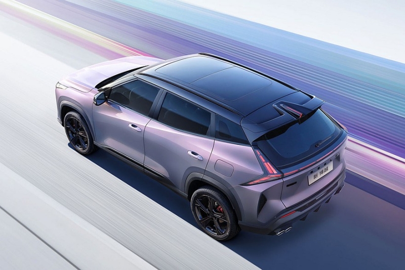 Кроссовер Geely Cityray преобразился снаружи и внутри