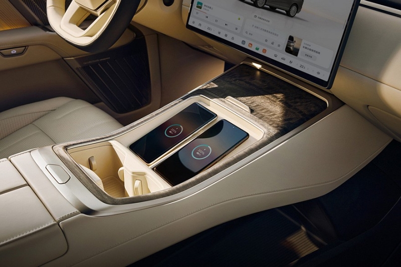 Кроссовер Onvo L90 от Nio доступен к заказу: необычный багажник спереди и богатое оснащение