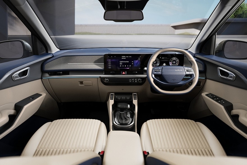 Кроссвэн Kia Carens Clavis: на подходе версия с совсем другой «начинкой»