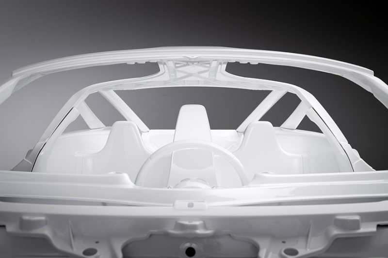 Lanzante 95-59: лёгкий трёхместный суперкар по мотивам гоночного McLaren F1 GTR