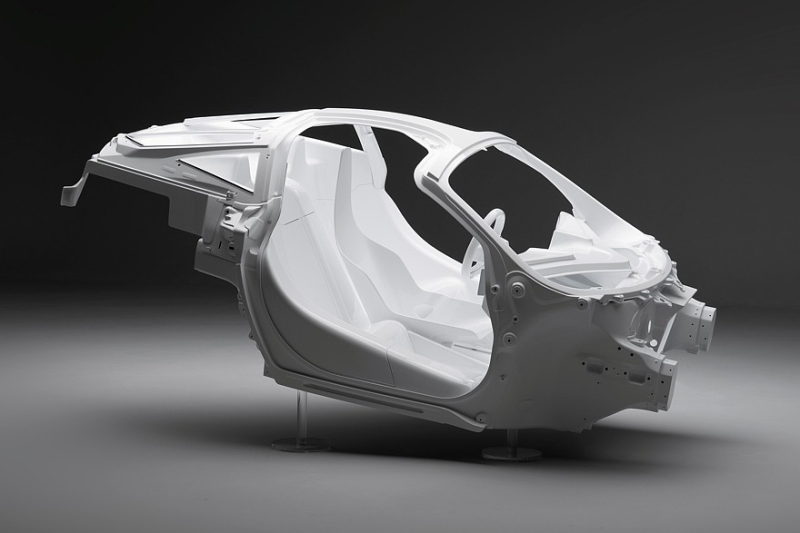 Lanzante 95-59: лёгкий трёхместный суперкар по мотивам гоночного McLaren F1 GTR