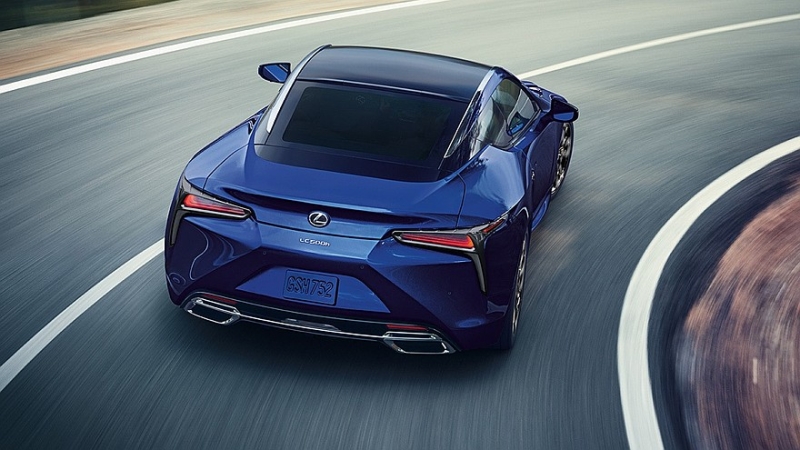 Lexus LC 500 лишился гибридной версии и получил исполнение Inspiration