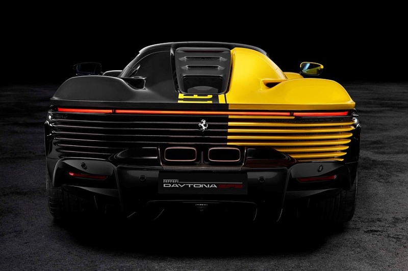 Не для прибыли, а для учащихся: уникальный Ferrari Daytona SP3 продадут на аукционе