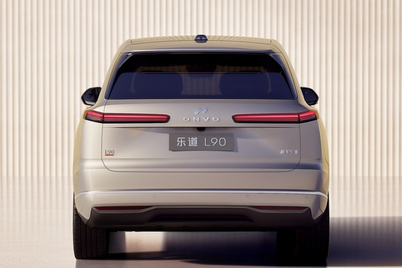 Nio готовится вывести на рынок большой кроссовер Onvo L90: рассекречен интерьер