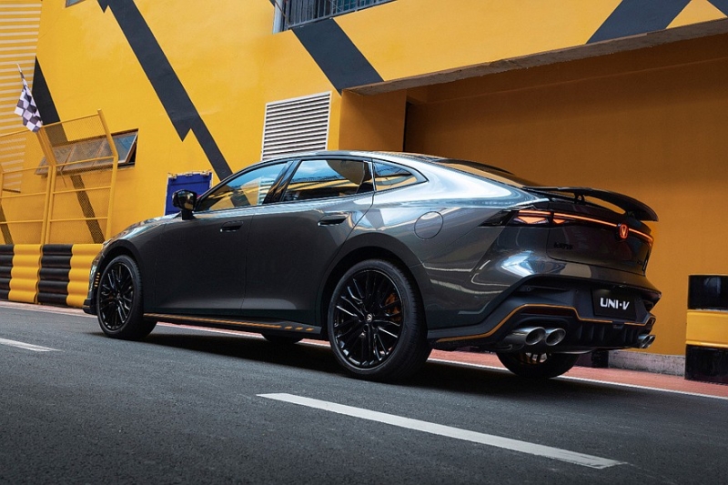 Новый Changan Uni-V с топовым мотором предложен по привлекательной цене