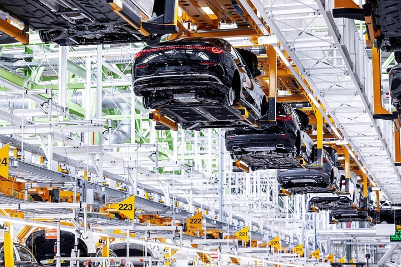 Новый Mercedes-Benz CLA идёт нарасхват, его будут производить круглосуточно