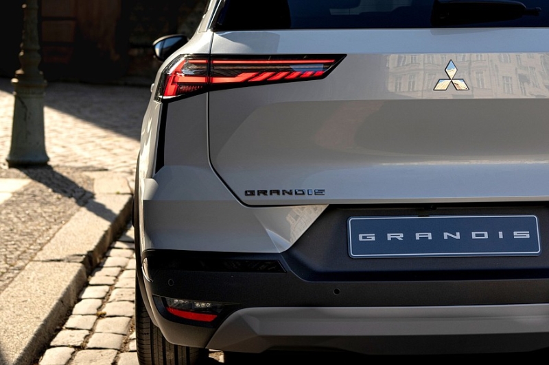 Новый Mitsubishi Grandis: вместо минивэна — ещё один клон паркетника Renault