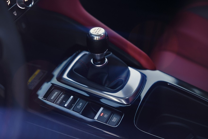 Обновлённая Acura Integra получила более богатое оснащение, а технику трогать не стали