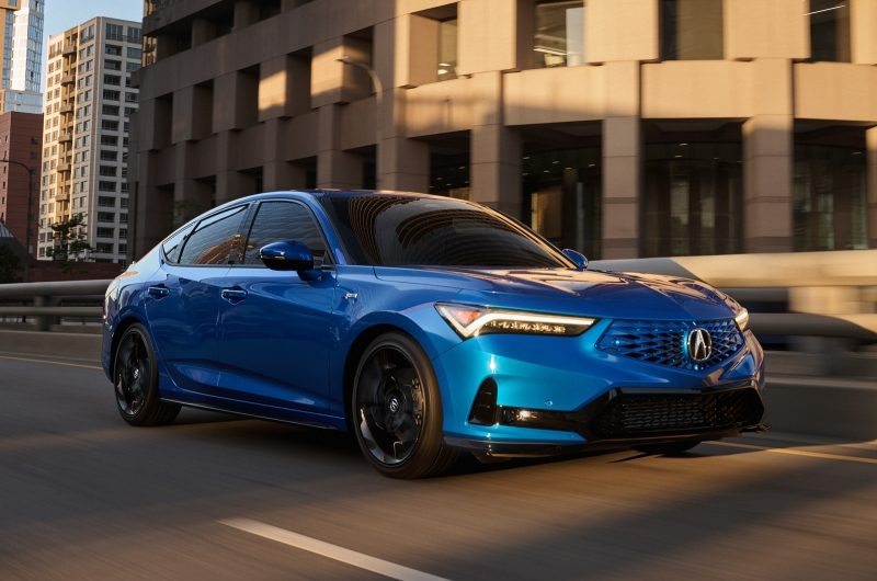Обновлённая Acura Integra получила более богатое оснащение, а технику трогать не стали