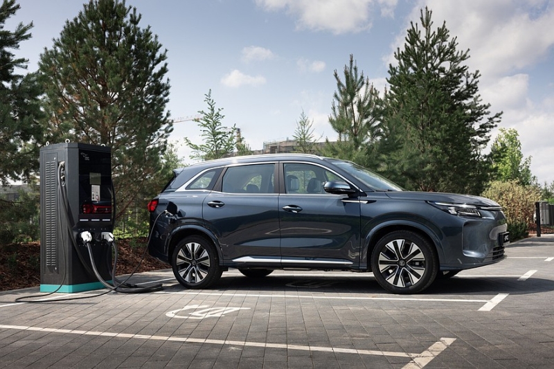 Обновлённый кроссовер Evolute i-Space скоро стартует в России: подробности