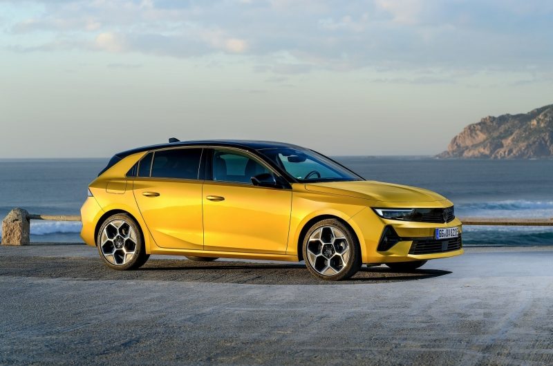 Opel добавил мощности теряющей популярность Астре, не повысив при этом цены