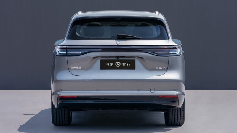 Первый кроссовер от SAIC и Huawei: появились подробности о Shangjie H5