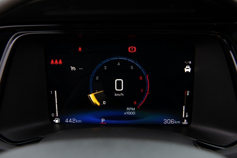 Рестайлинговый Chevrolet Tracker: новые подробности и «живые» фото