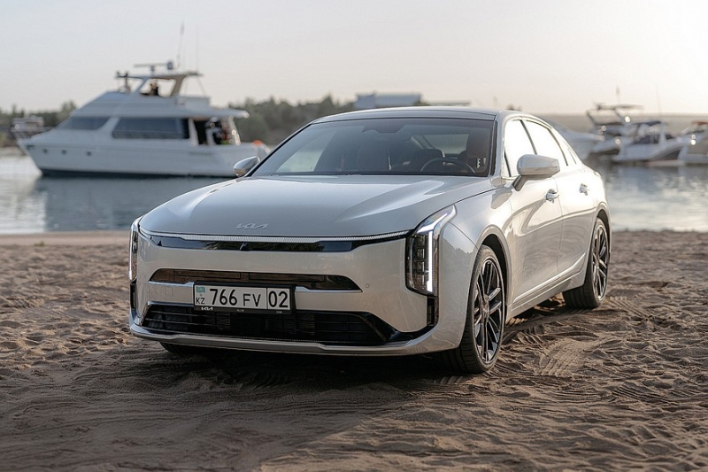 Рестайлинговый седан Kia K8 добрался до Казахстана с полным приводом