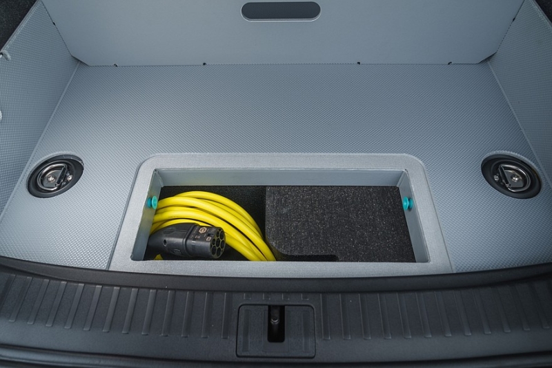 Skoda Enyaq Cargo: британцы превратили кроссовер в фургон