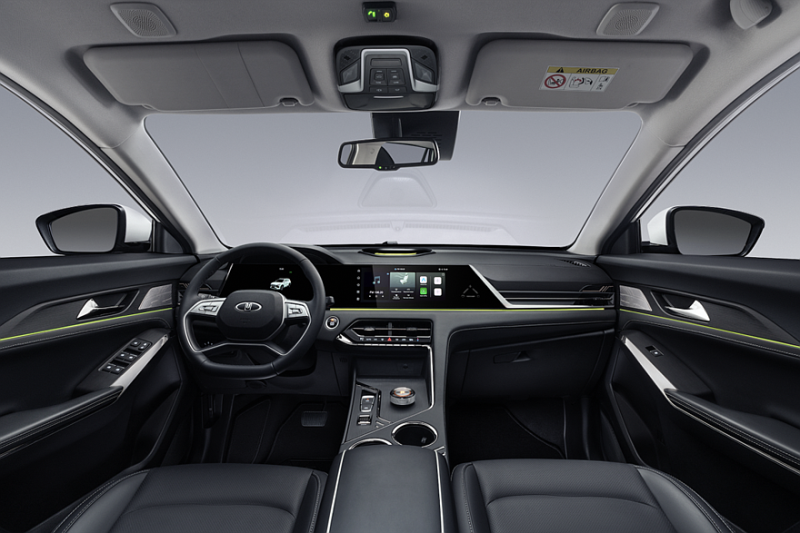 В России стартовали продажи флагманского кроссовера Москвич 8: полный прайс-лист