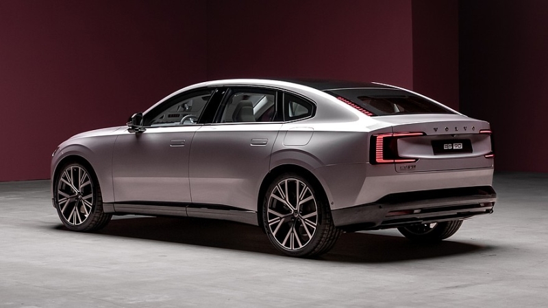 Volvo может начать выпускать популярные кроссоверы XC60 и XC90 в США