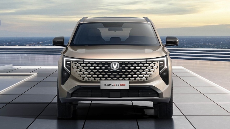 Changan ещё раз освежил CS55 Plus: новый салон, иная внешность, но прежняя техника