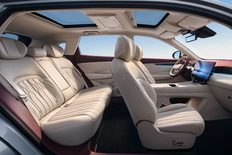 Dongfeng Aeolus L8 предложен с привлекательными ценами, кроссовер планируют привезти в РФ