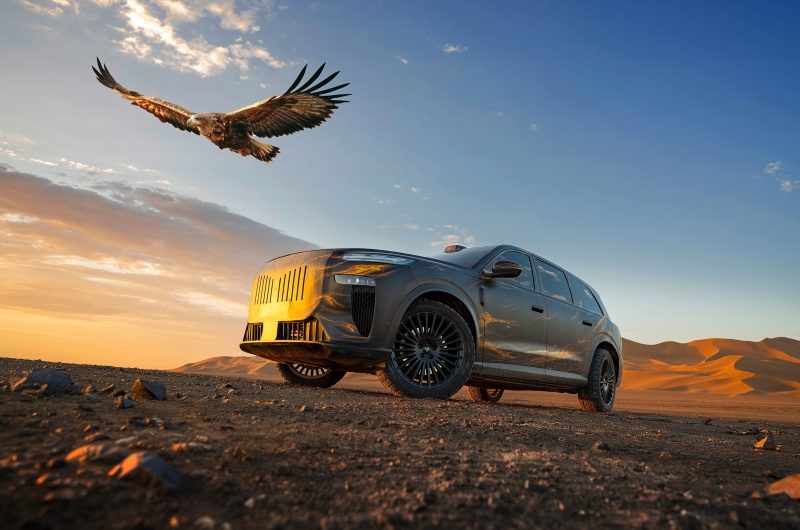 Мощь и пафос: новый флагманский кроссовер Voyah составит конкуренцию Zeekr 9X