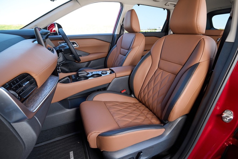 Nissan X-Trail обновился и обзавёлся версиями Nismo и Rock Creek в Японии