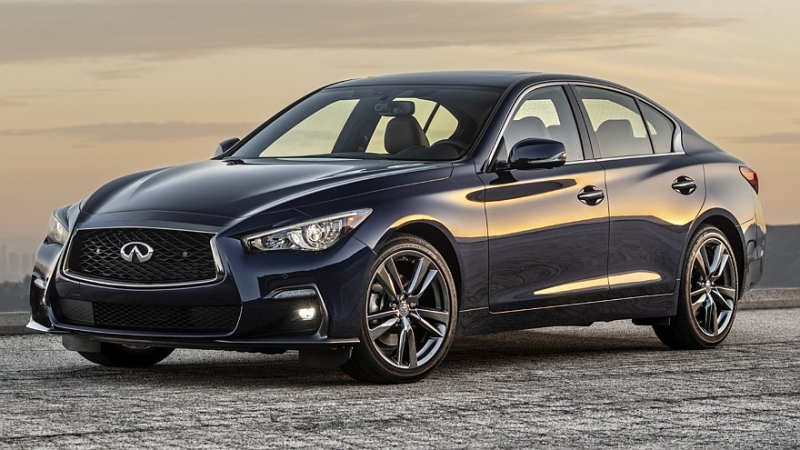 Новый седан Infiniti Q50: первые изображения