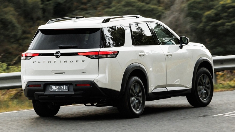 Обновлённый Nissan Pathfinder: первые изображения