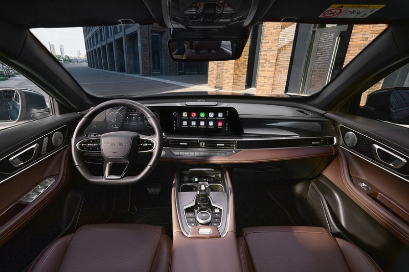 Российский бренд Tenet расширяет гамму: на подходе кроссовер T7