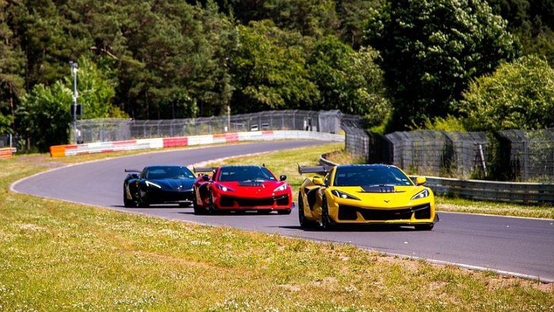 Шок-цена: Corvette ZR1X выходит на рынок как самый доступный в мире гибридный гиперкар