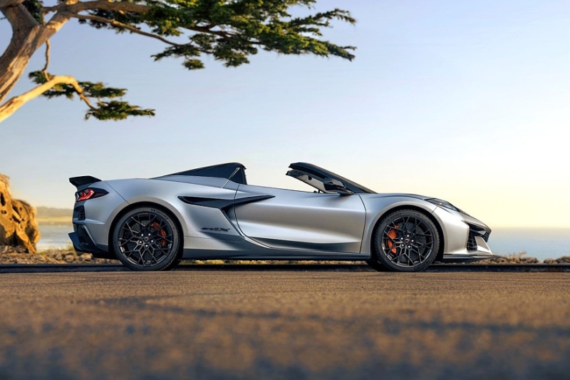 Шок-цена: Corvette ZR1X выходит на рынок как самый доступный в мире гибридный гиперкар