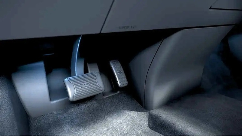 Tensor Robocar: приватный беспилотный автомобиль, который будет собирать VinFast