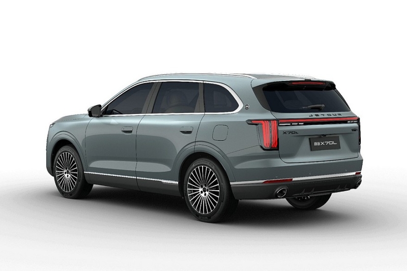 Большой кроссовер Jetour X70L предложен с двумя моторами на выбор