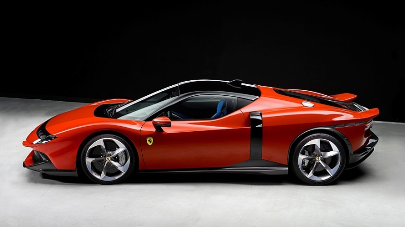 Ferrari 849 Testarossa: легендарное имя и знакомая plug-in гибридная силовая установка