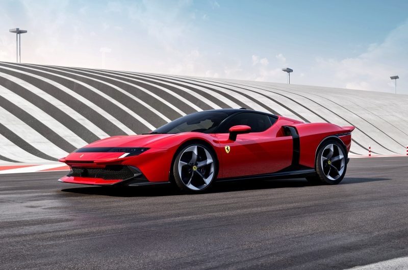 Ferrari 849 Testarossa: легендарное имя и знакомая plug-in гибридная силовая установка