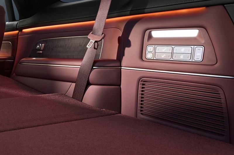 Флагманский кроссовер Nio ES8 нового поколения поступил в продажу: мощнее и дешевле