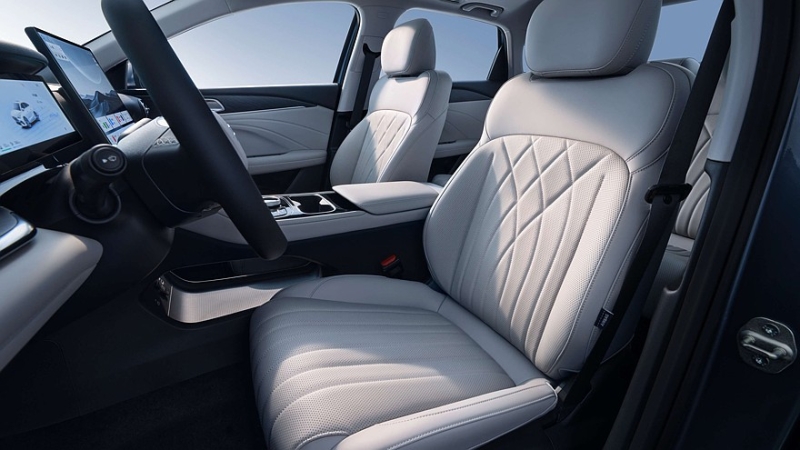 Geely Galaxy Starshine 6 с дизайном «под Mercedes» представлен официально