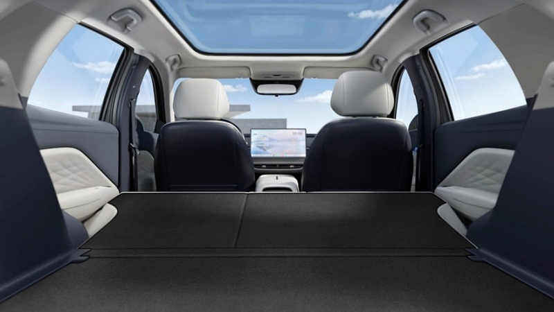 Хэтчбек Arcfox T1 размером с VW Golf выходит на рынок по цене Лады Гранты