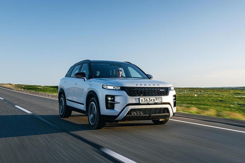 Jaecoo J7 с дизайном в стиле Range Rover Evoque и новым мотором: цены в России