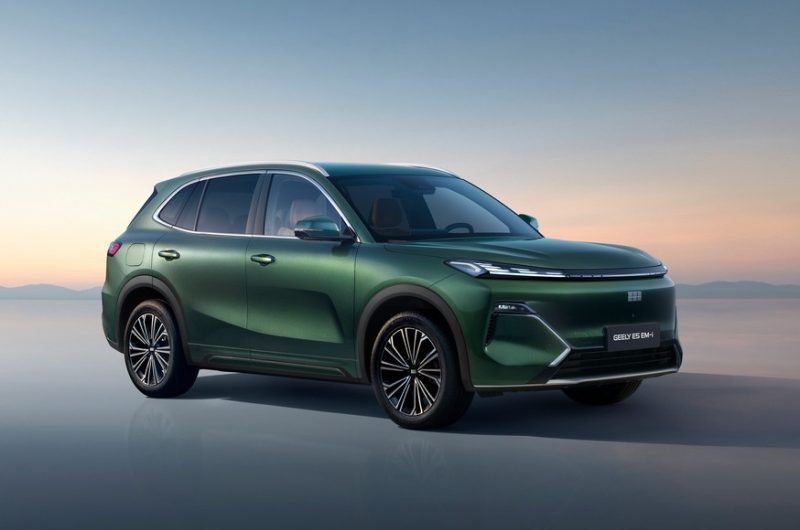 Не Belgee: кроссовер Geely Galaxy Starship 7 появится в России под родным брендом