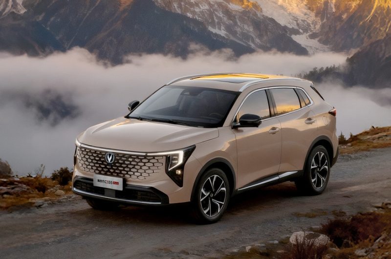 Новый Changan CS55 Plus поступил в продажу: солиднее, богаче и со скидками