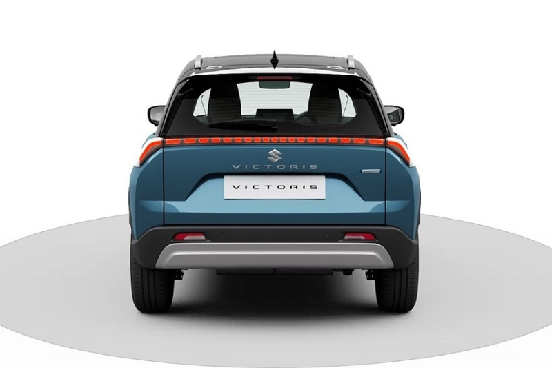 Новый глобальный кроссовер Suzuki Victoris: три варианта «начинки», есть полный привод