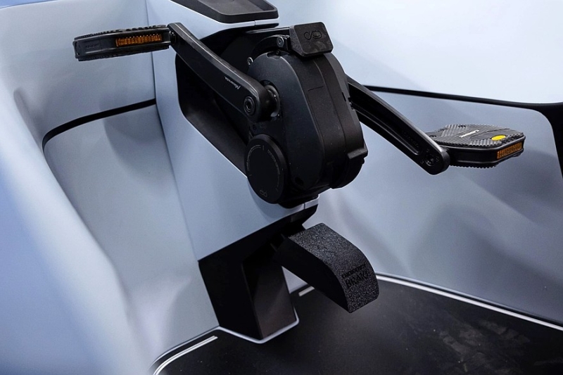 Педальный гибрид Cixi Vigoz: лютые крены и максимальная скорость 120 км/ч