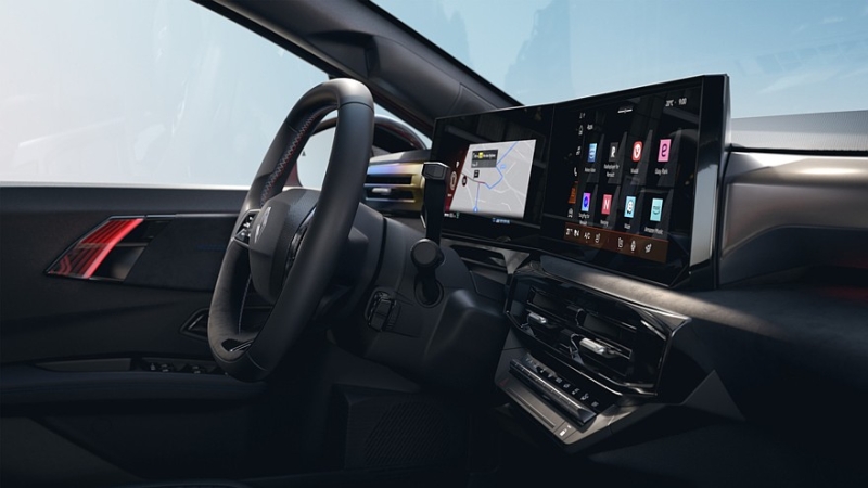 Renault Clio нового поколения подрос, изменил моторную гамму и стал динамичнее