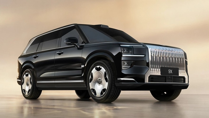 Роскошный гибридный кроссовер Zeekr 9X вышел на рынок: 1400 л.с. и 3,1 с до «сотни»