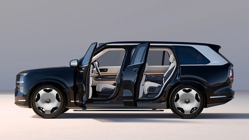 Роскошный гибридный кроссовер Zeekr 9X вышел на рынок: 1400 л.с. и 3,1 с до «сотни»