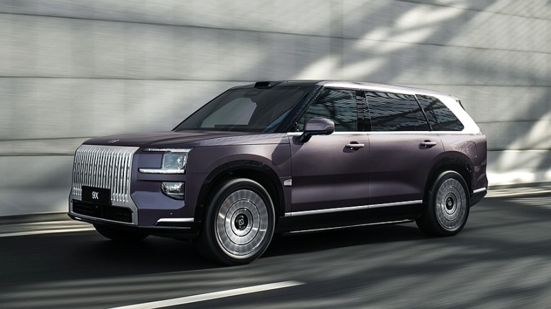 Роскошный гибридный кроссовер Zeekr 9X вышел на рынок: 1400 л.с. и 3,1 с до «сотни»